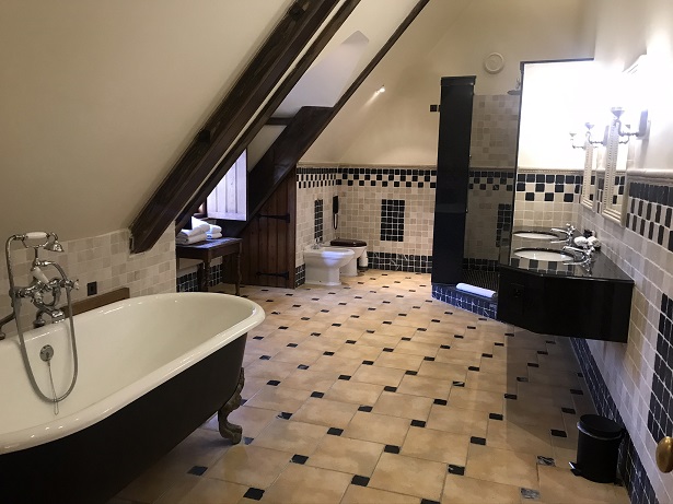 Lainston House hotel bathroom